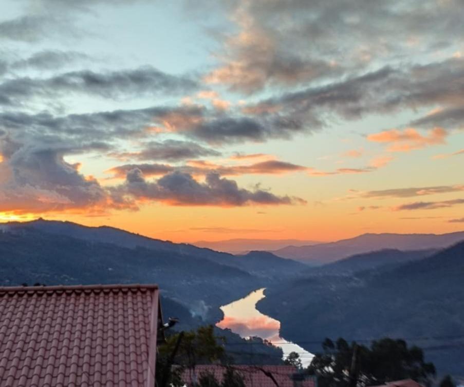 Casa Do Iteiro Villa คานิซาดา ภายนอก รูปภาพ
